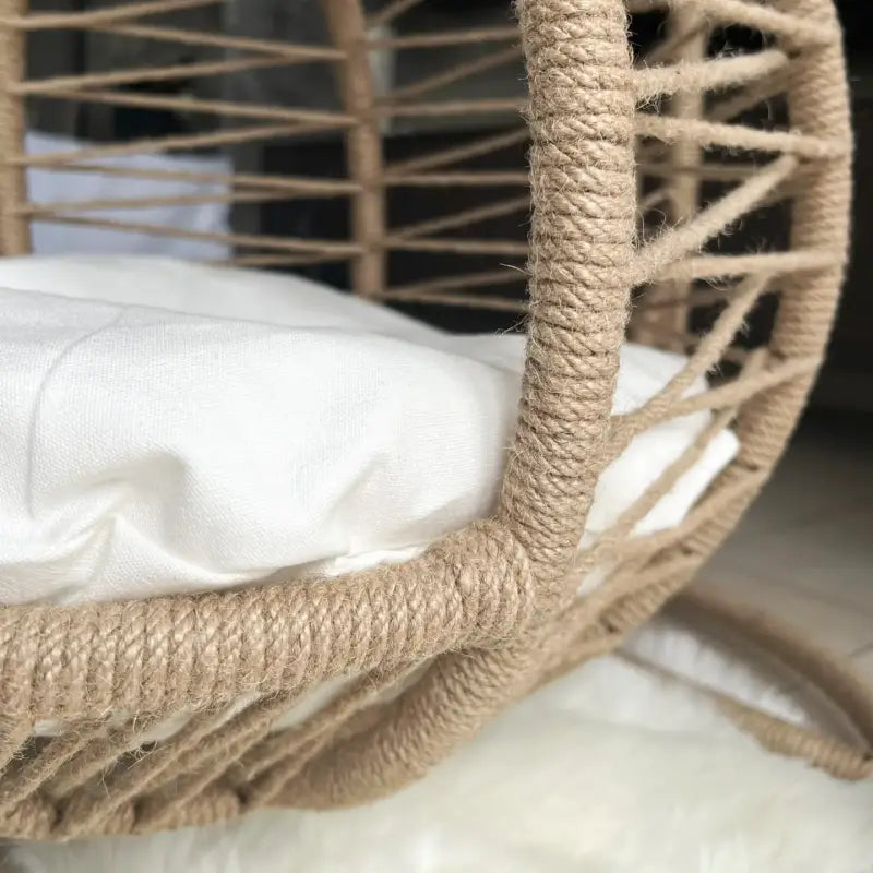 Wippbett aus natürlicher Jute