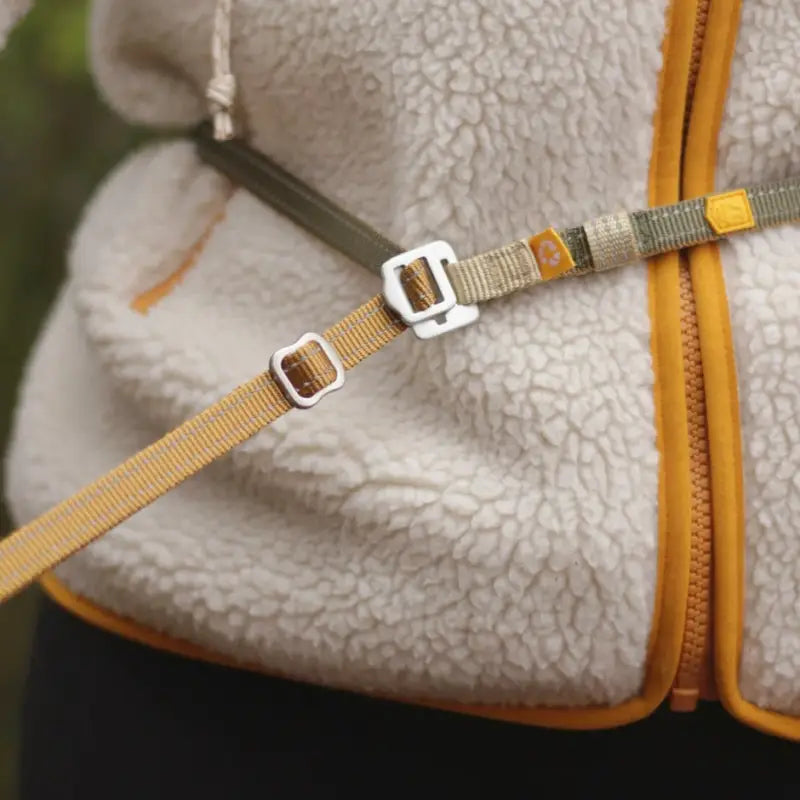 Woolly Wolf Multi-use Leash Thin — Holzbraun
