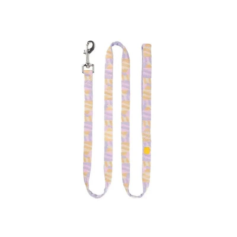 Woolly Wolf Sunshower Leash
